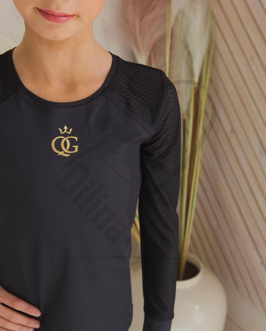 Queen Tops T-Shirt