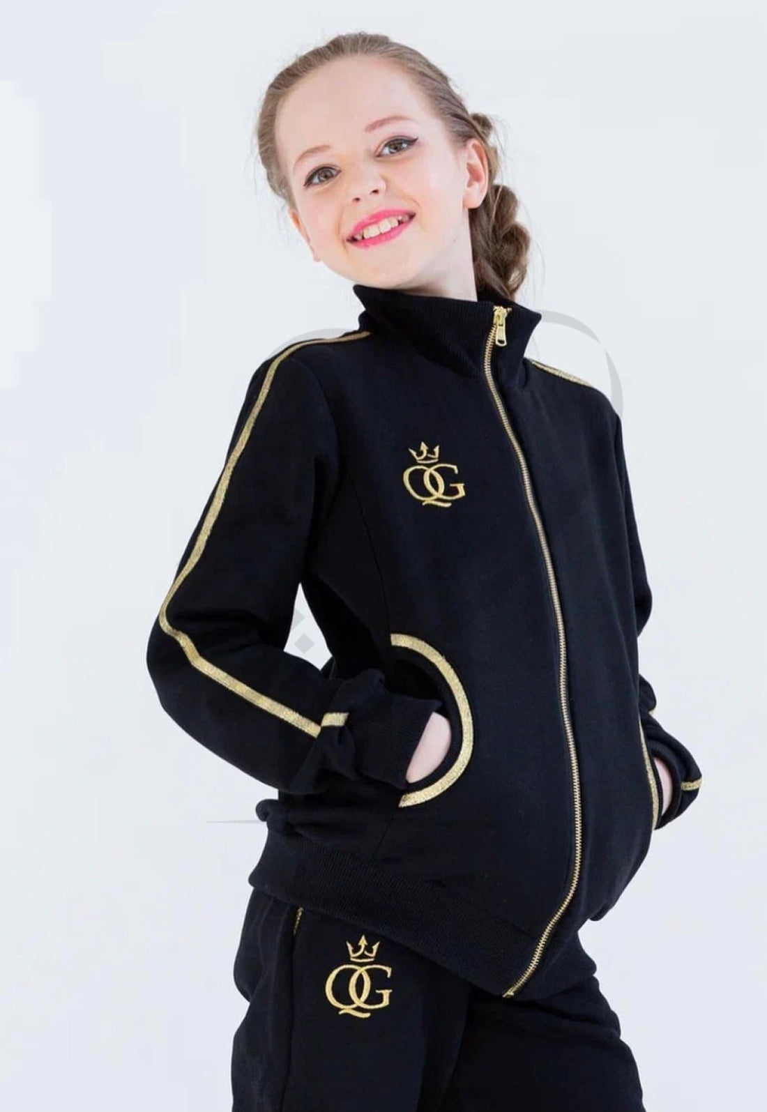 Queen Tracking Suits