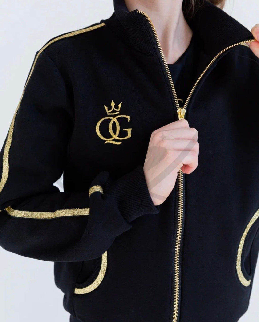Queen Tracking Suits
